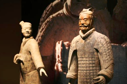 中国历史上曾经存在多个的时长，留给的贡献都会成为后人评判