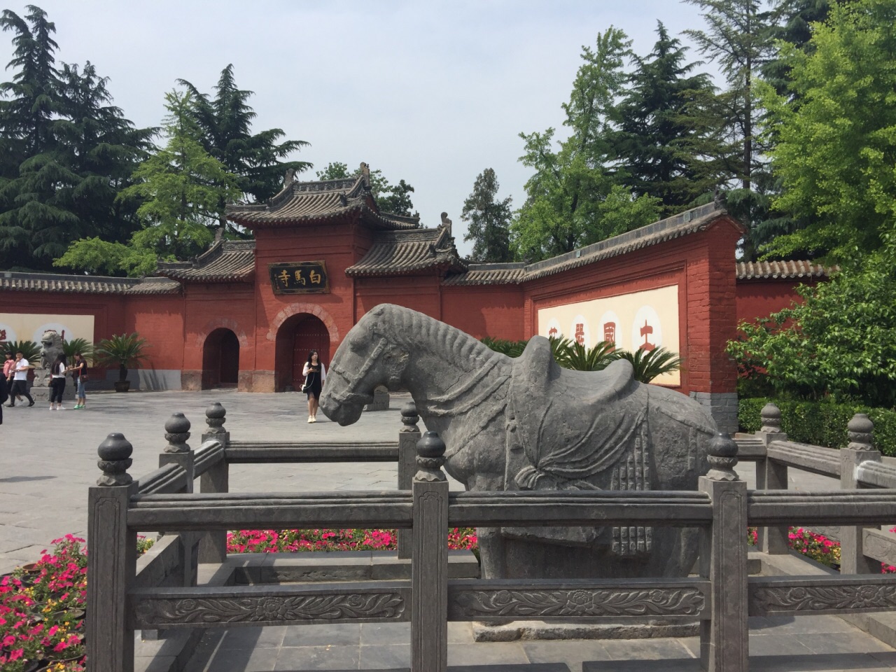 中国10座香火最旺的寺庙都在哪？你知道吗？